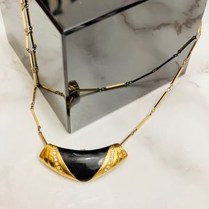 Vintage Marvella Pendant Necklace